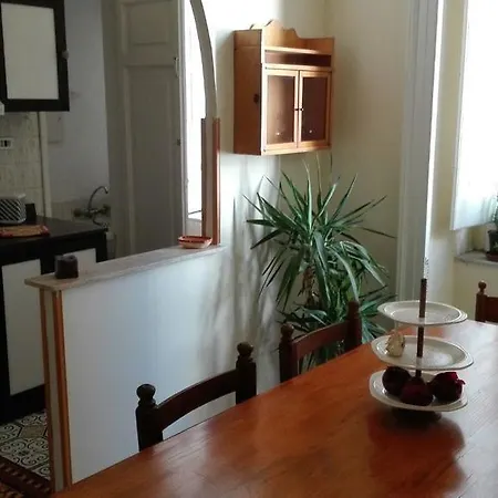 Schisa Guest house *